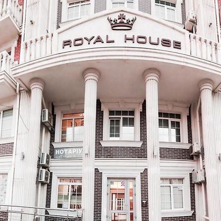 Royal House Apartment Kiev Ngoại thất bức ảnh