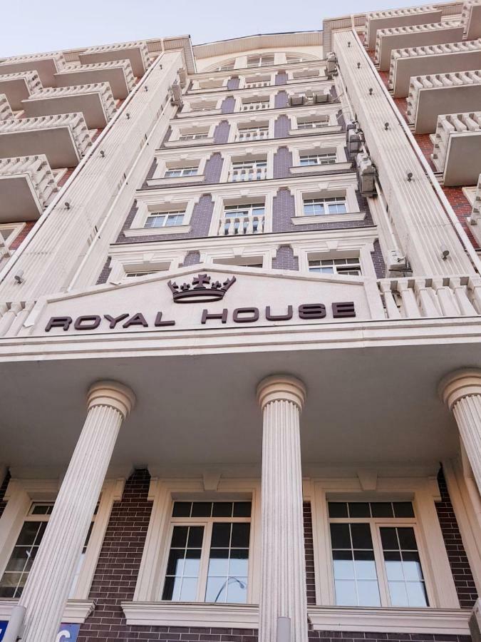 Royal House Apartment Kiev Ngoại thất bức ảnh
