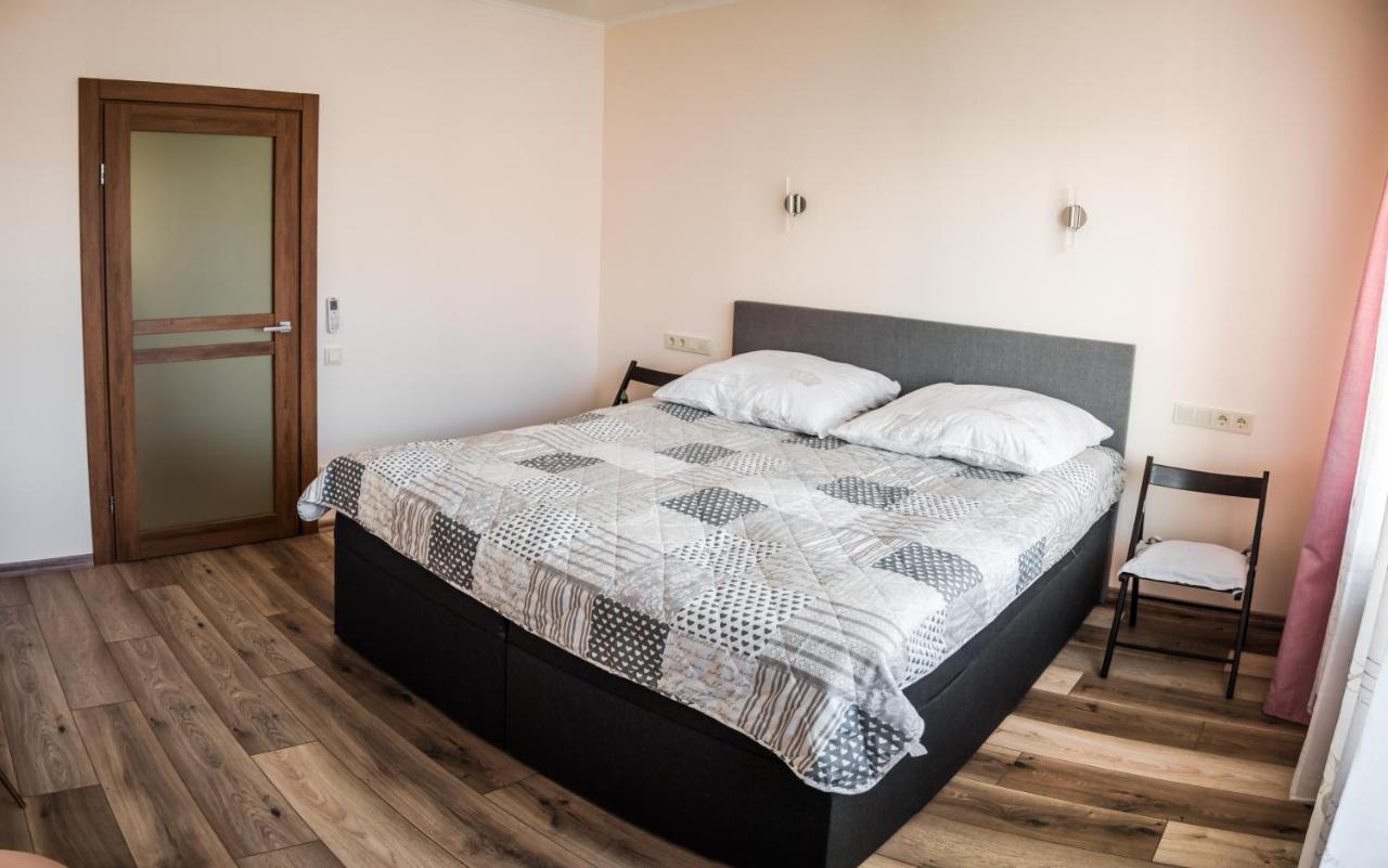 Royal House Apartment Kiev Ngoại thất bức ảnh